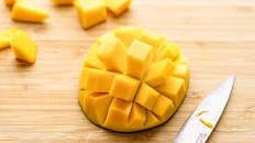 How to peel a mango?